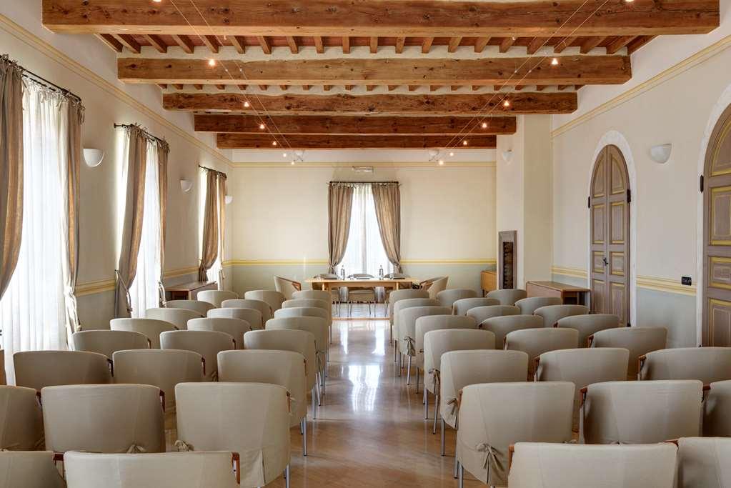 Relais Villa Grazianella | Una Esperienze Acquaviva  Facilities photo